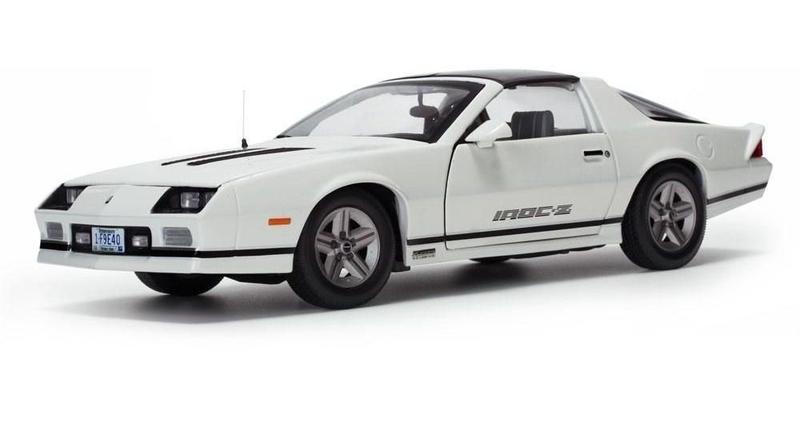 1/18 サンスター 1985 Chevrolet Camaro IROC-Z Miniatura Chevrolet Camaro Iroc-Z 1985 Sun Star 1/18 Metal